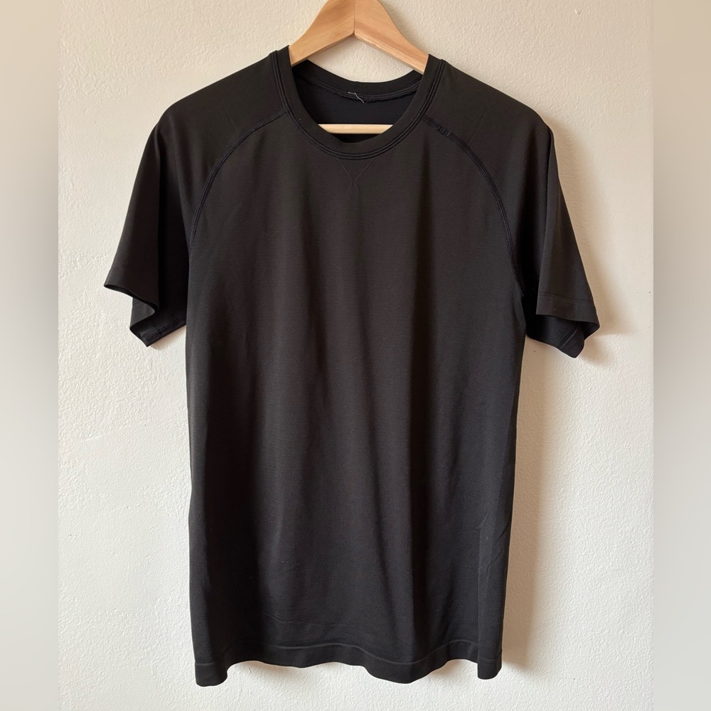 Lululemon Black Men's T-Shirt